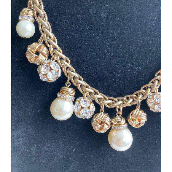 Bella Jack Pearl and Rhinestones necklace - Picture 3 of 6